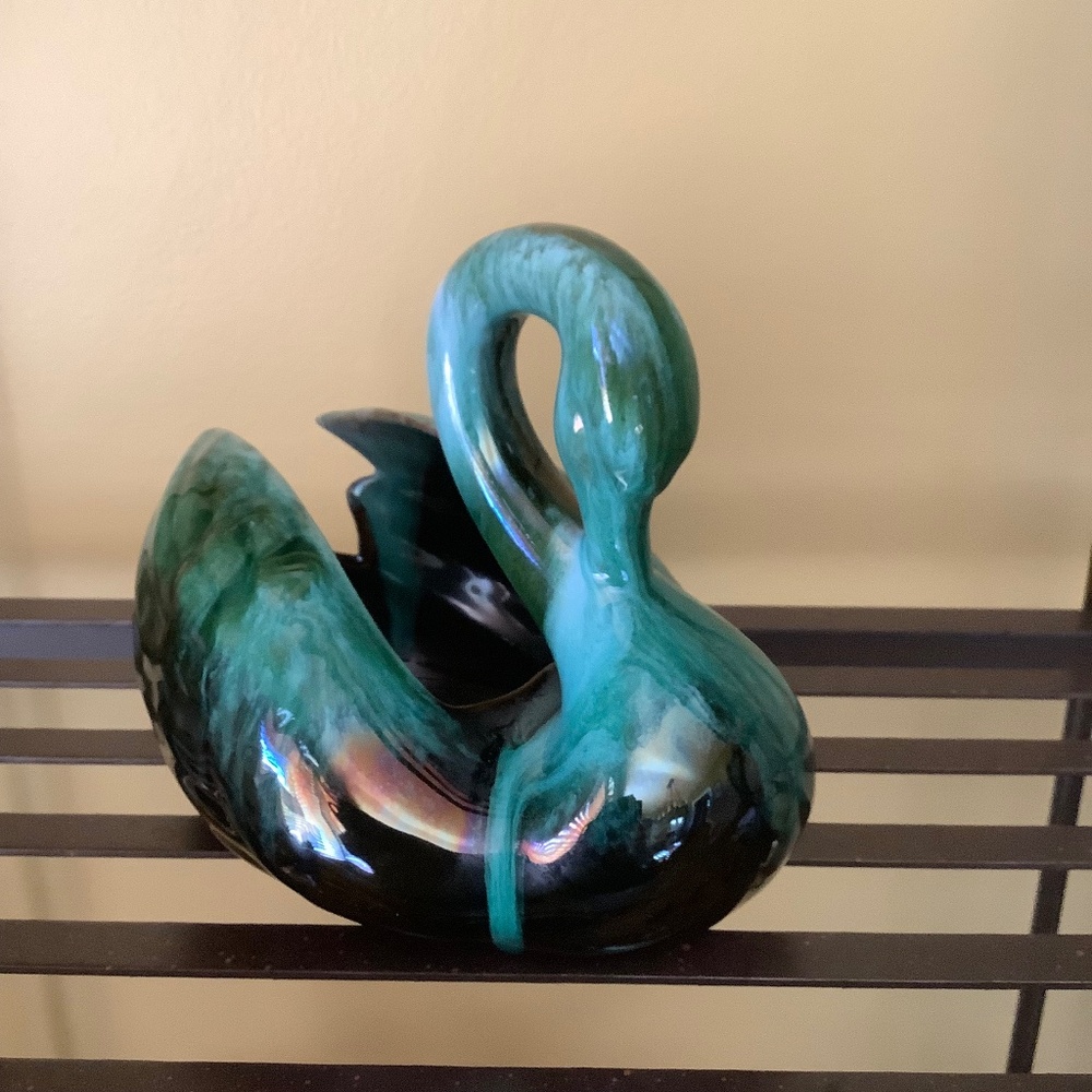 Vintage Blue Mountain Pottery Swan.  Crafted in Canada.